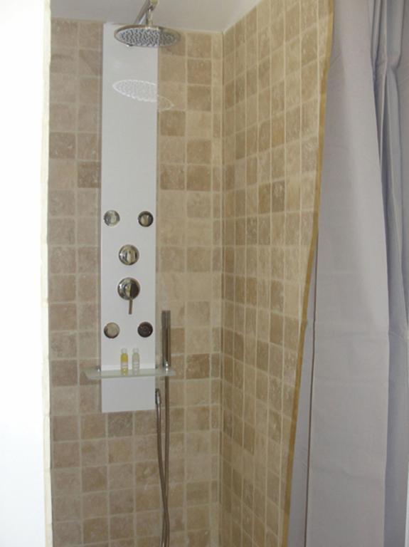 Le Mas De La Cherine Quinson Room photo